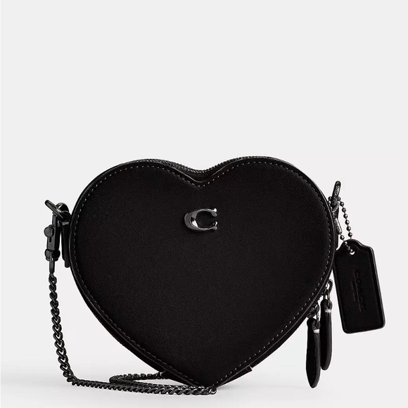 Coach Handbags - Coach heart crossbody